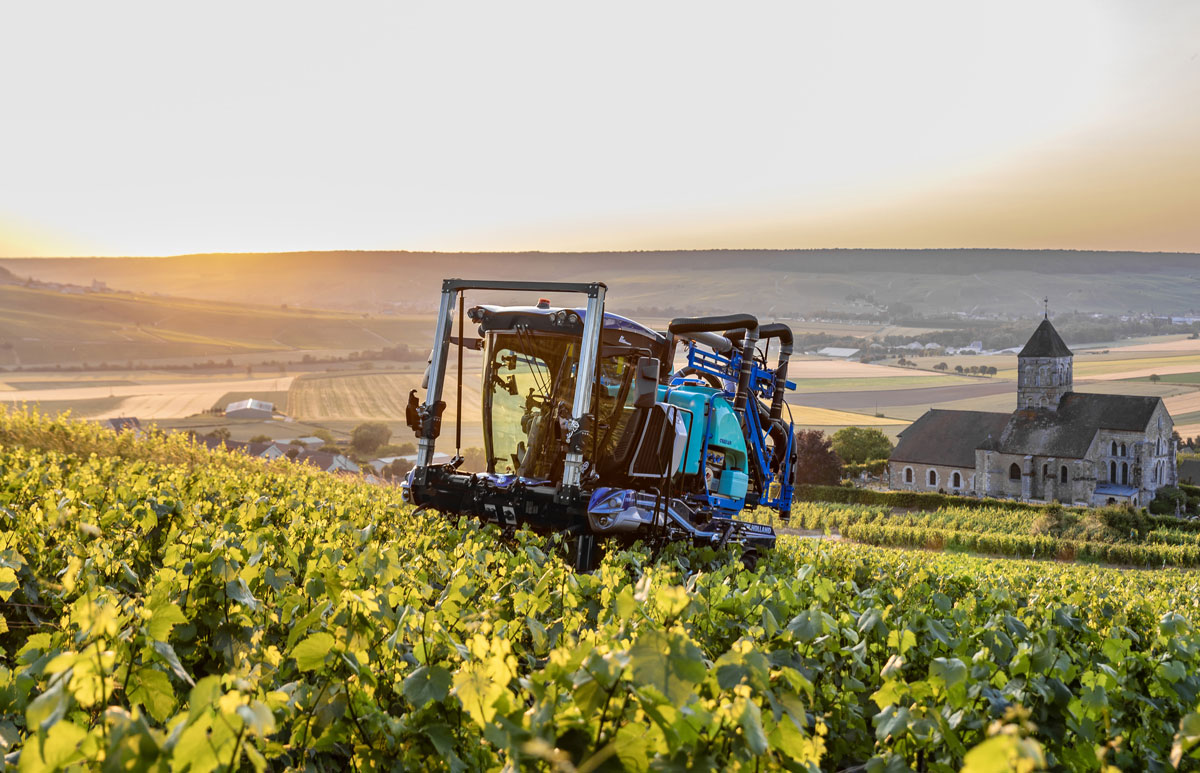 te6 150 n tracteurs enjambeurs polyvalents pour vignes etroites champagne