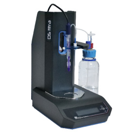 Le DS Titra est un appareil de titration automatique, idéal pour déterminer le pH et doser l'acidité totale et volatile des vins, jus de fruits et boissons alcoolisées. Simple d’utilisation, il offre des analyses rapides et précises en moins d'une minute avec des résultats fiables affichés sur écran LCD.