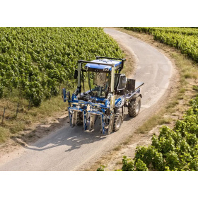Gamme TE6 de tracteurs enjambeurs New Holland, conçue pour les vignes étroites : polyvalence, confort haut de gamme, connectivité avancée et compatibilité multi-outils. Une solution complète pour vos travaux viticoles tout au long de l’année.