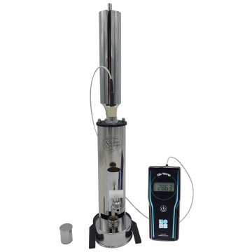 Ébulliomètre facile à utiliser permettant de tester directement et avec précision le titre alcoométrique des vins secs, cidres et bières. Gamme de mesure : 0-17% Vol. 