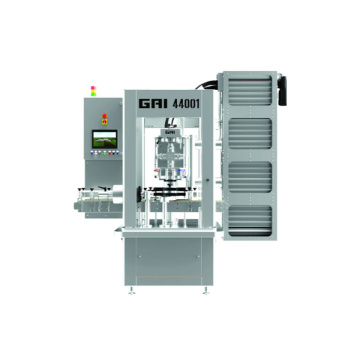 Monobloc GAI museleuse automatique pour vins effervescents, capable de traiter 3000 bouteilles par heure. Avec son système de muselage haute précision à cames mécaniques et son magasin grande capacité de 2000 muselets, garantissez une production efficace et fiable. Version full option avec écran tactile.